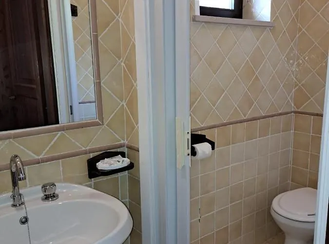 Antico Borghetto - *